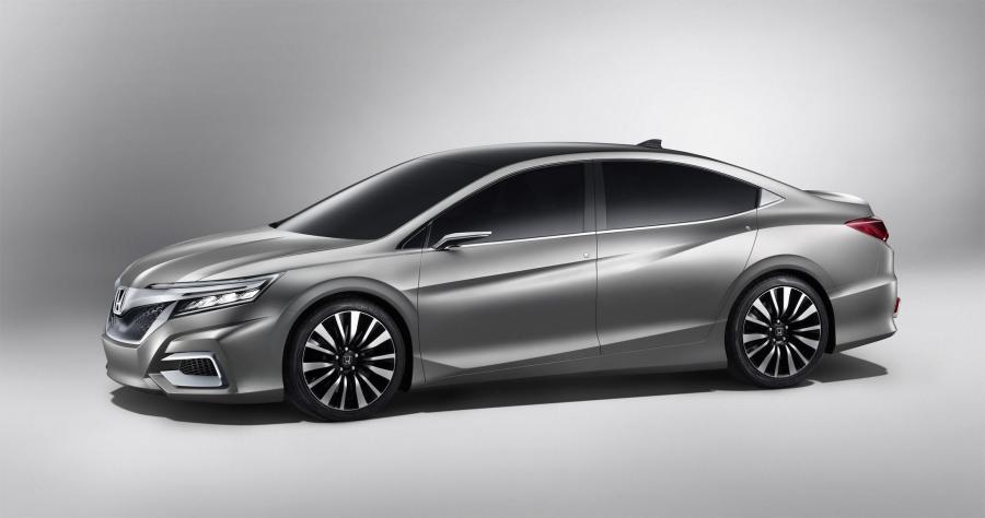  Honda Concept C 2012 года  (фото 4 из 15)